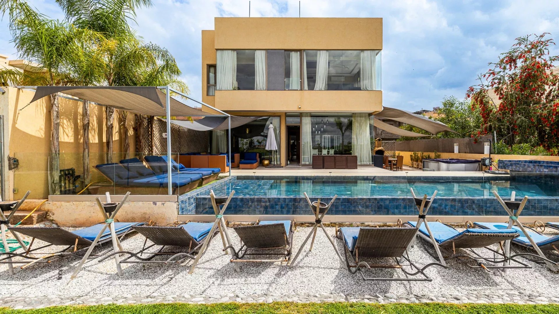 9 Bedroom Villa/Townhouse's Image 32