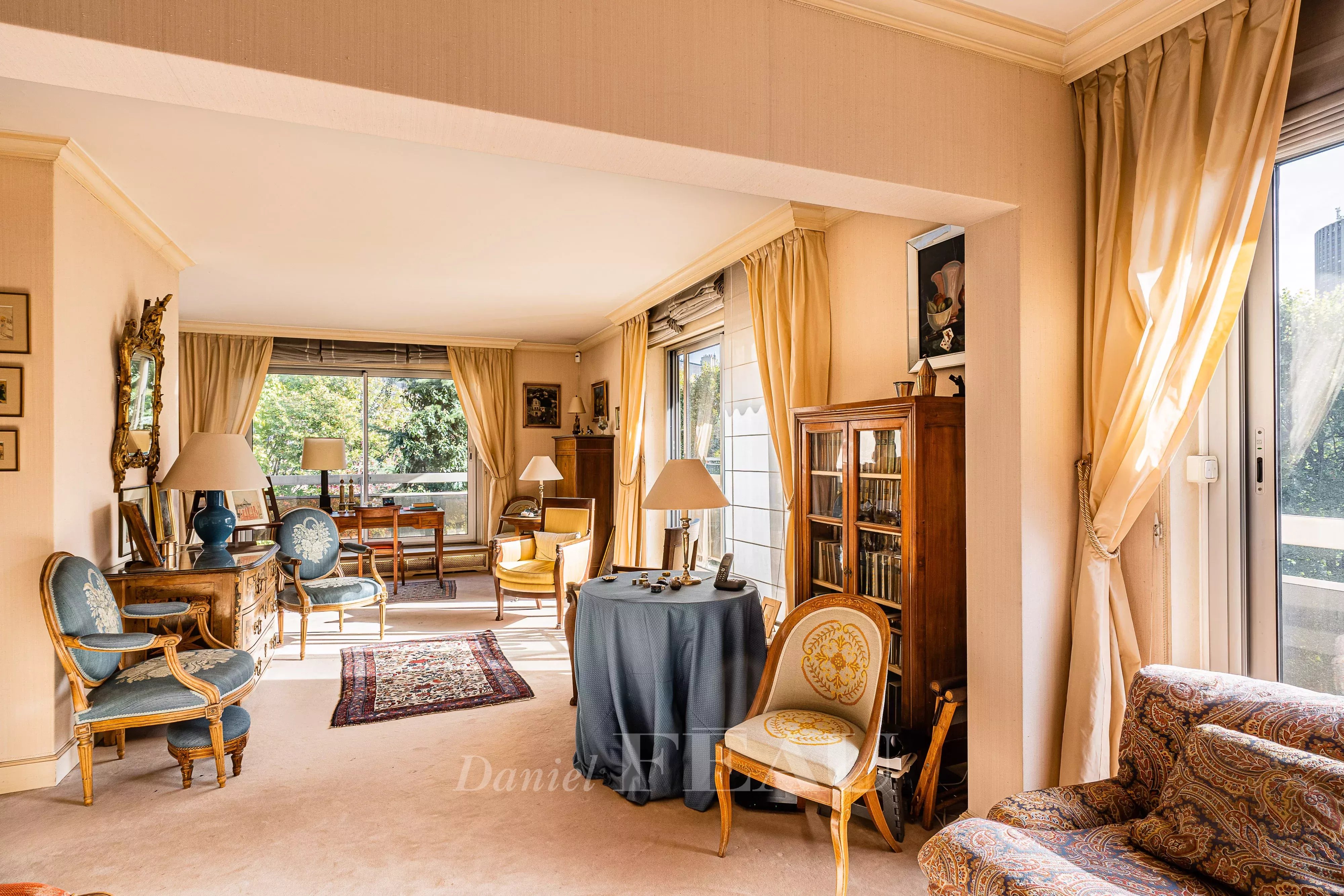 Sale Apartment Neuilly-sur-Seine