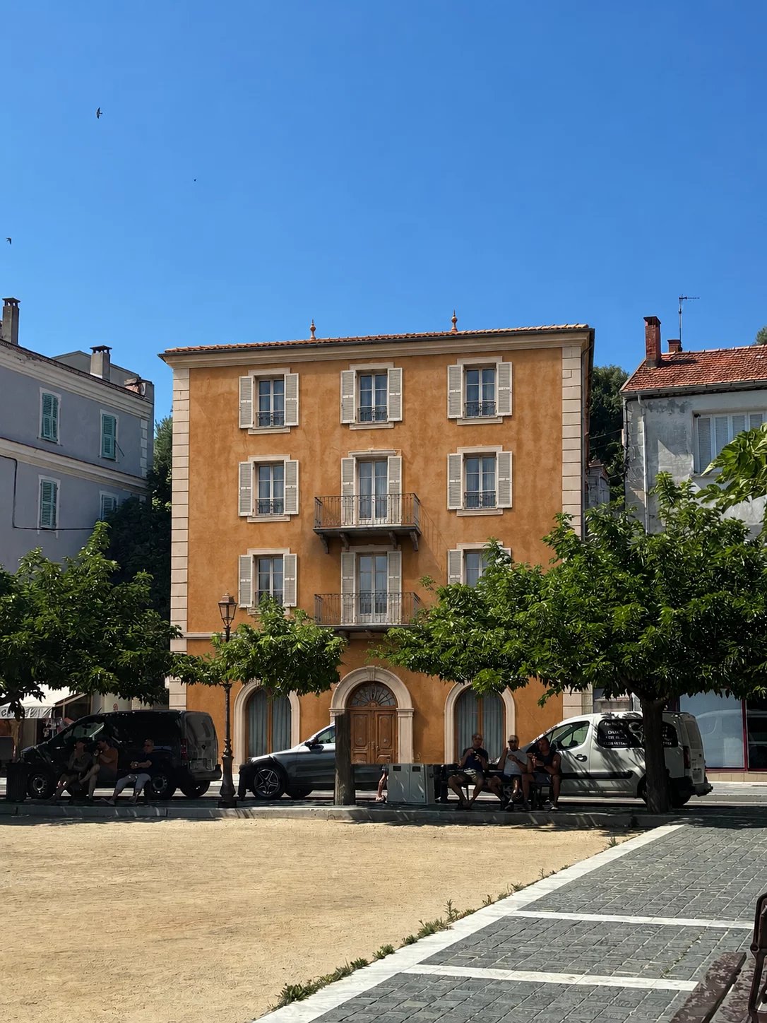 SAINT-FLORENT / Appartement 3 pièces neuf en plein centre du village