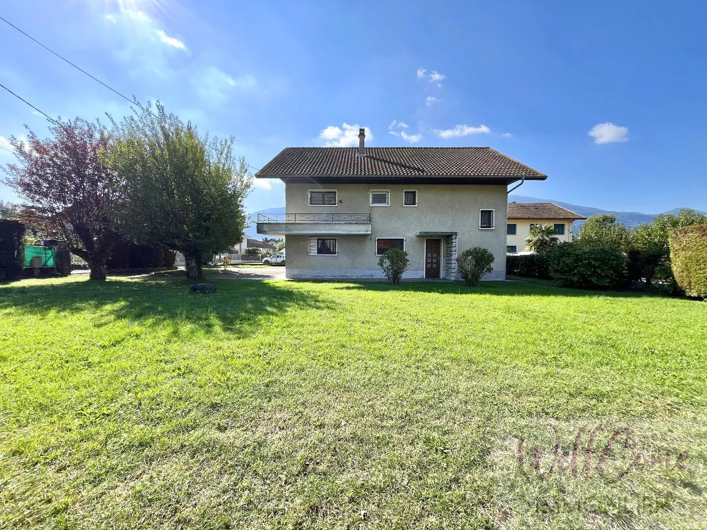 Maison traditionnelle T5 de 108,72m² à rénover à Brison-Saint-Innocent !