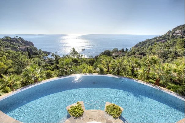 VILLA THÉOULE SUR MER