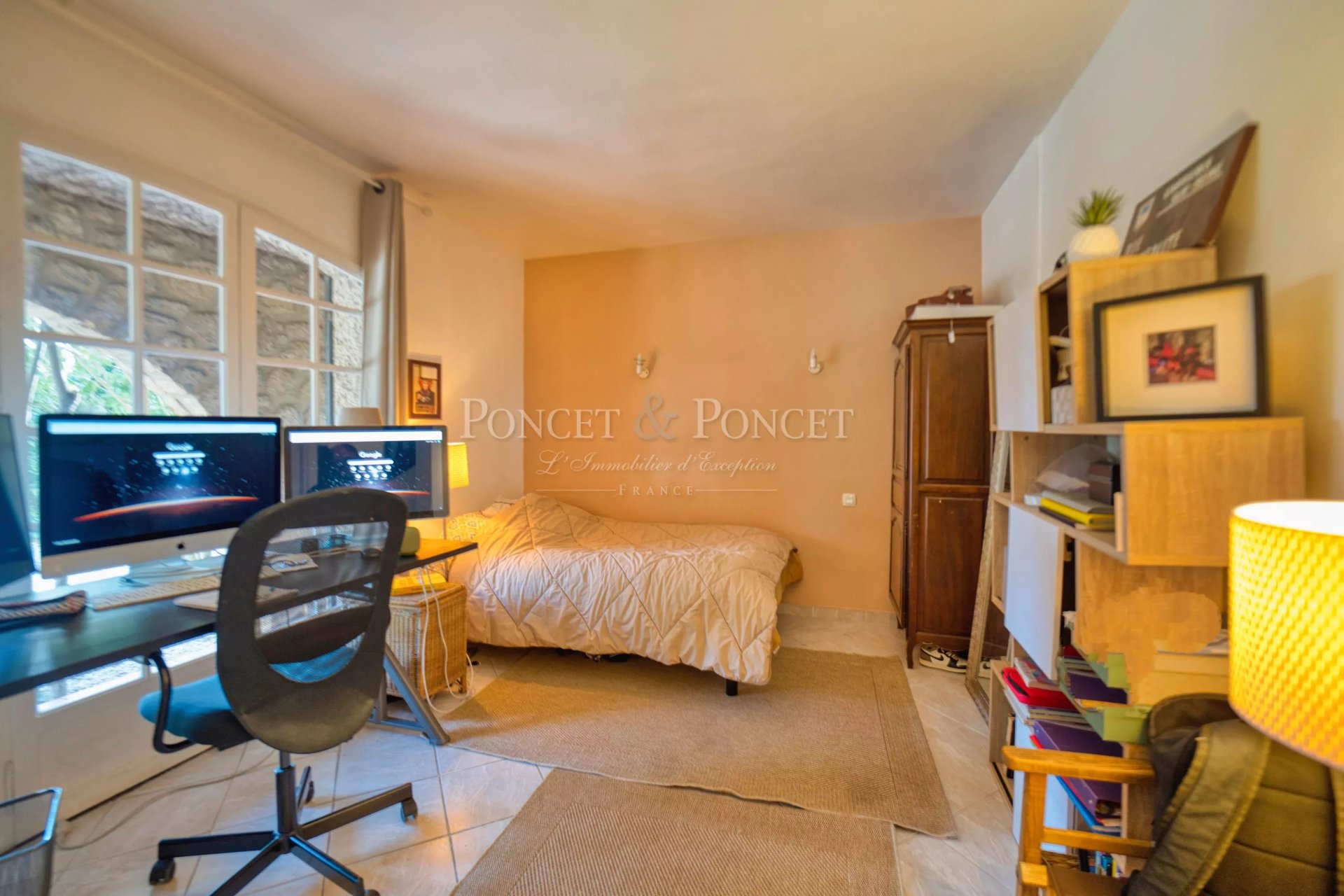 5 Bedroom Villa/Townhouse's Image 7