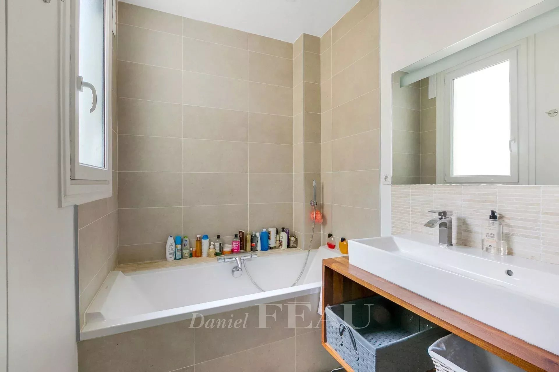Location Appartement Paris 17ème