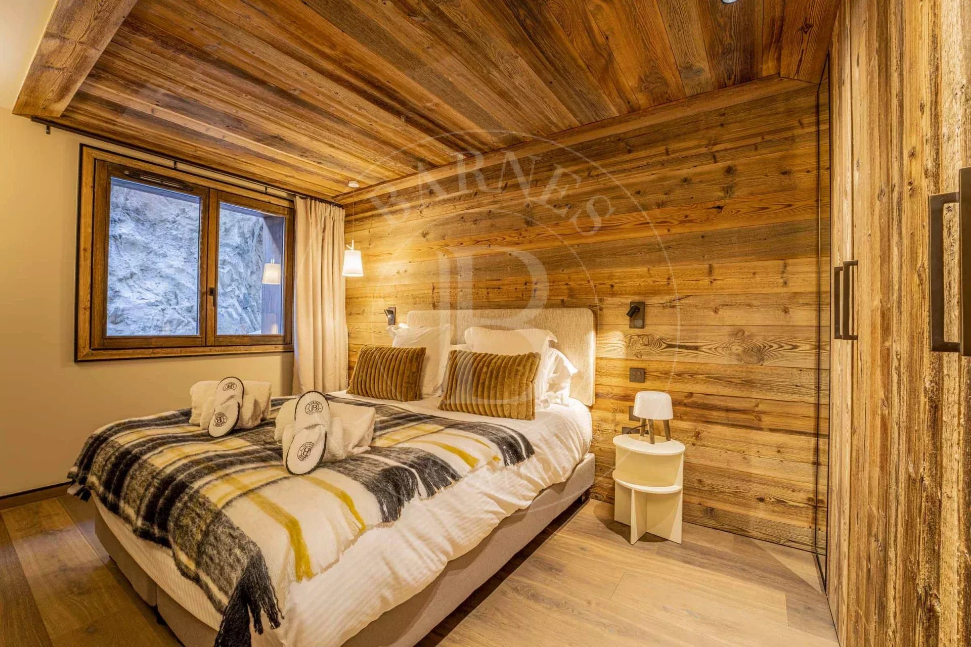 Méribel Superb 5-bedroom duplex apartment at Rond Point des Pistes