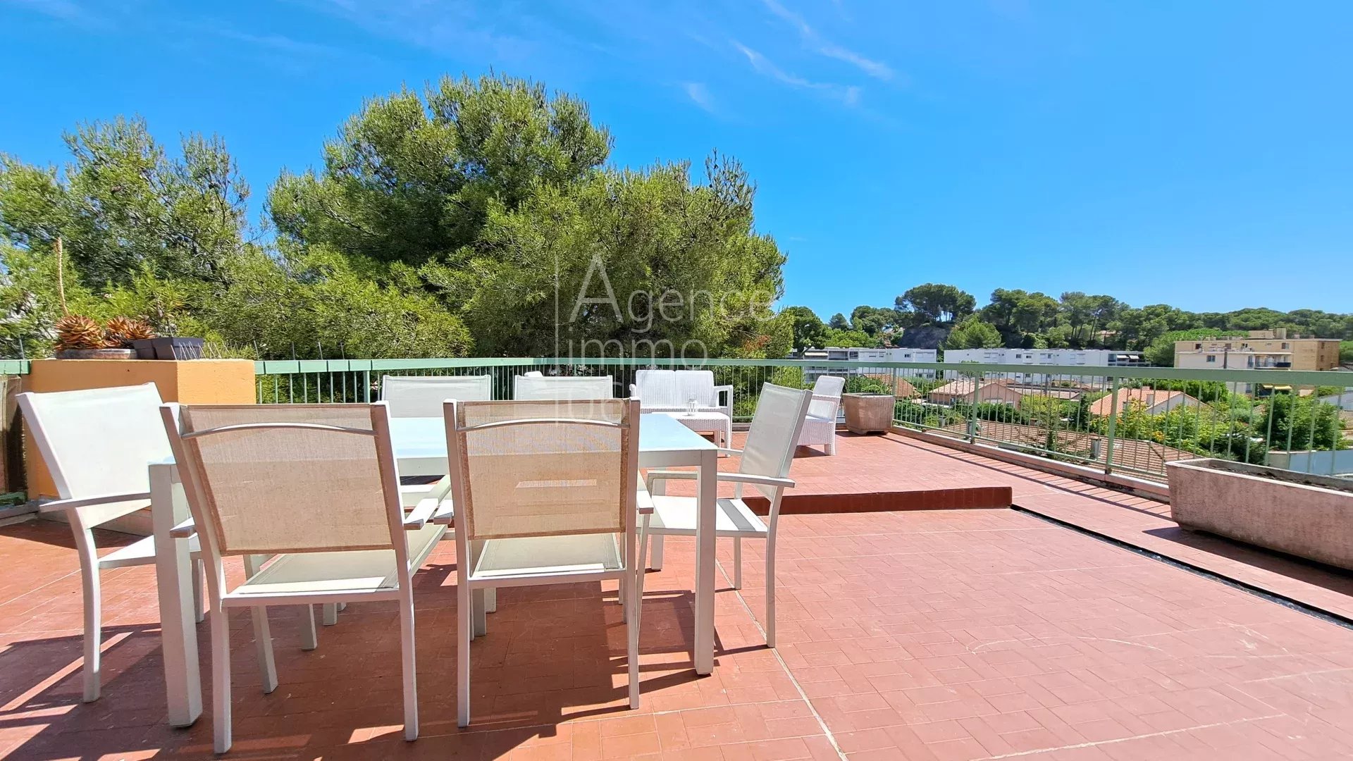 Le Cannet toit terrasse à louer