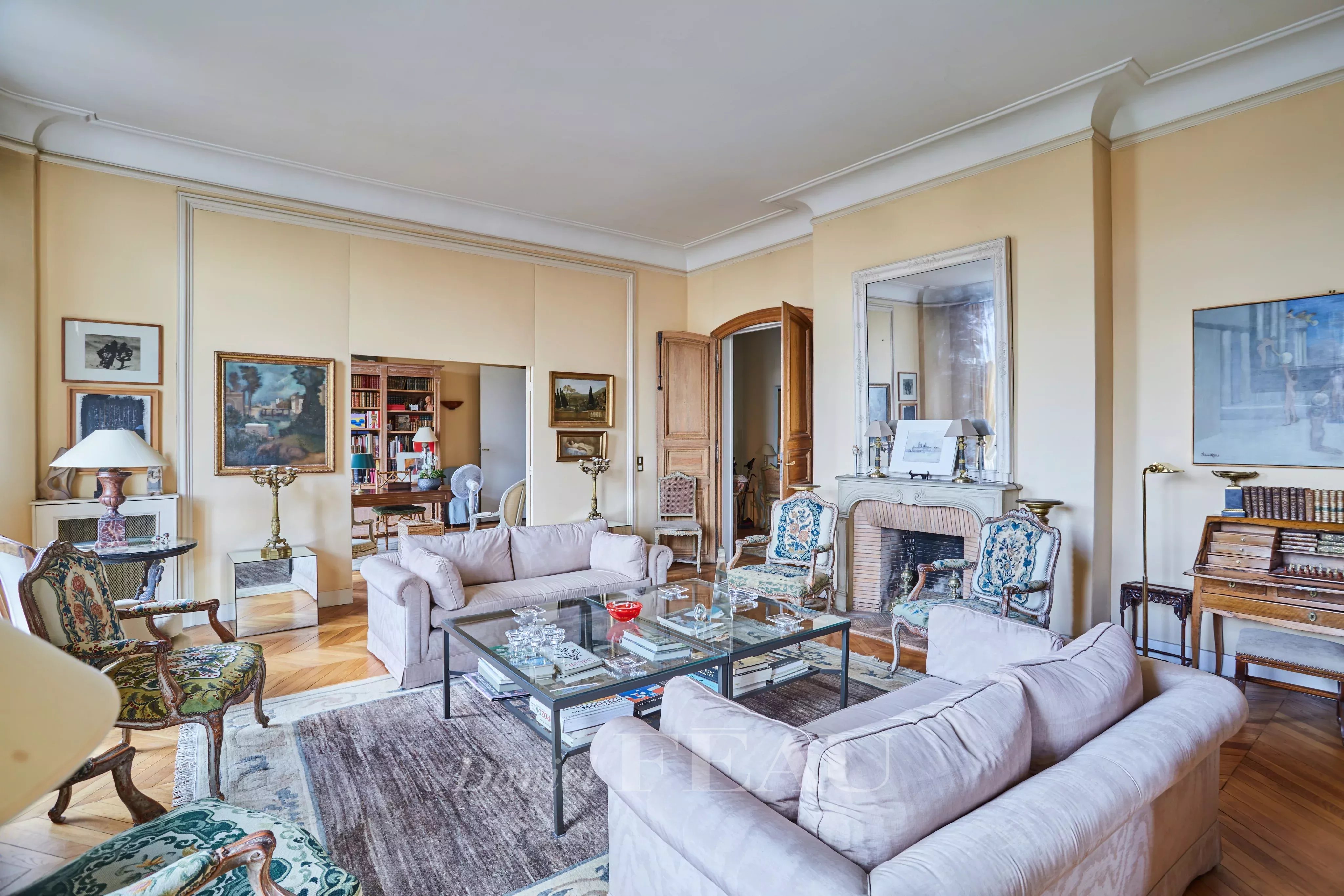 Salon