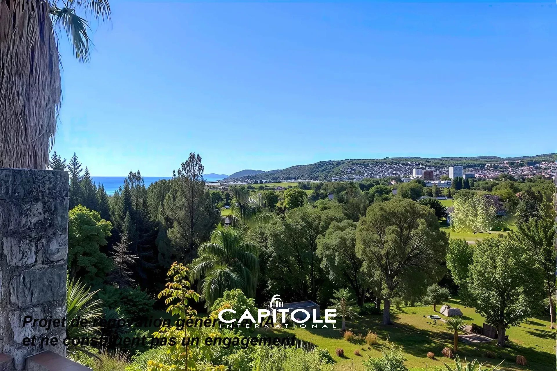 Antibes :  vue mer  villa 7 pièces d'environ 205 m² sur un terrain de 4  167m²