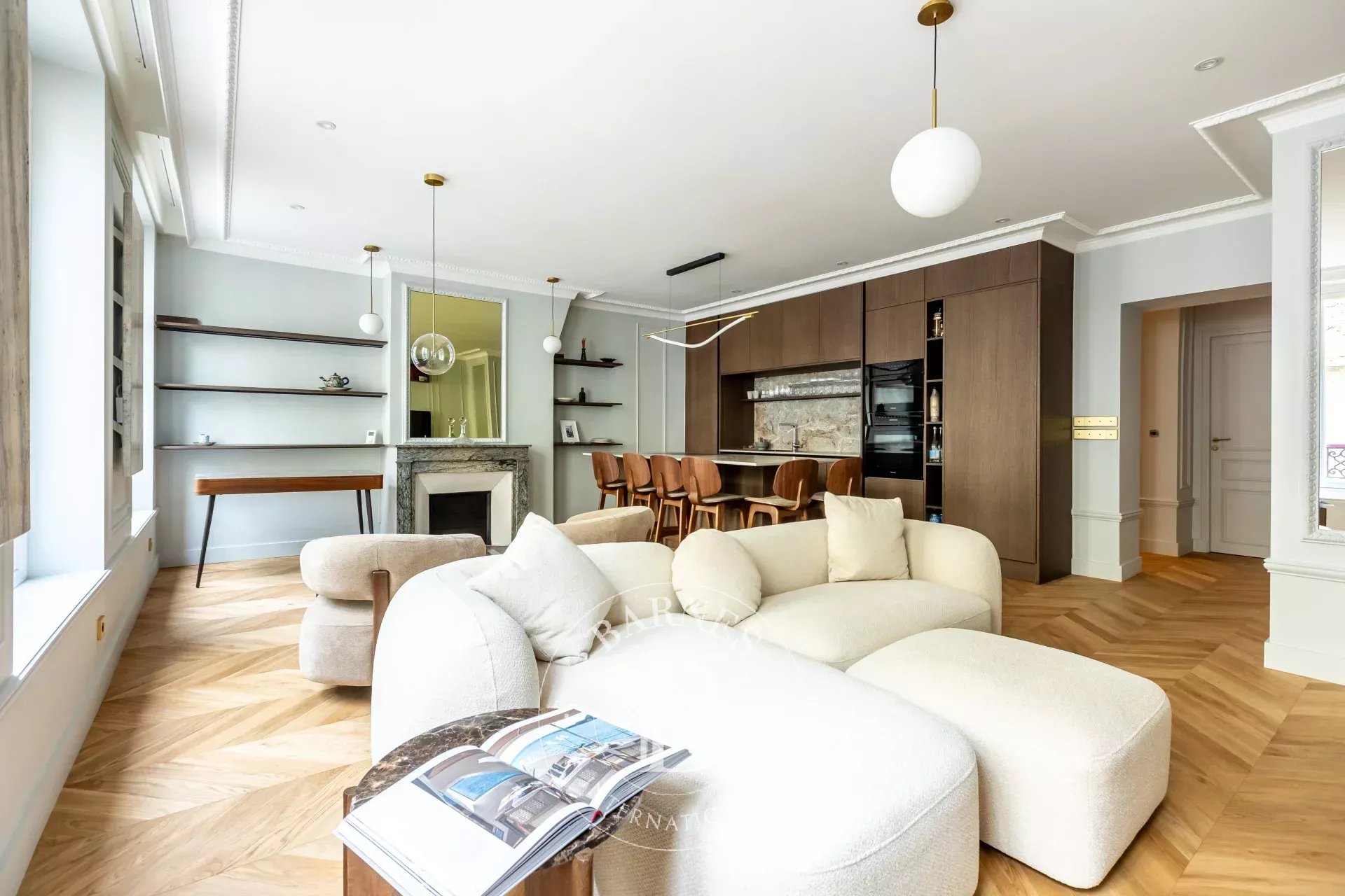 Apartment Paris 75008  -  ref 86891386 (picture 2)