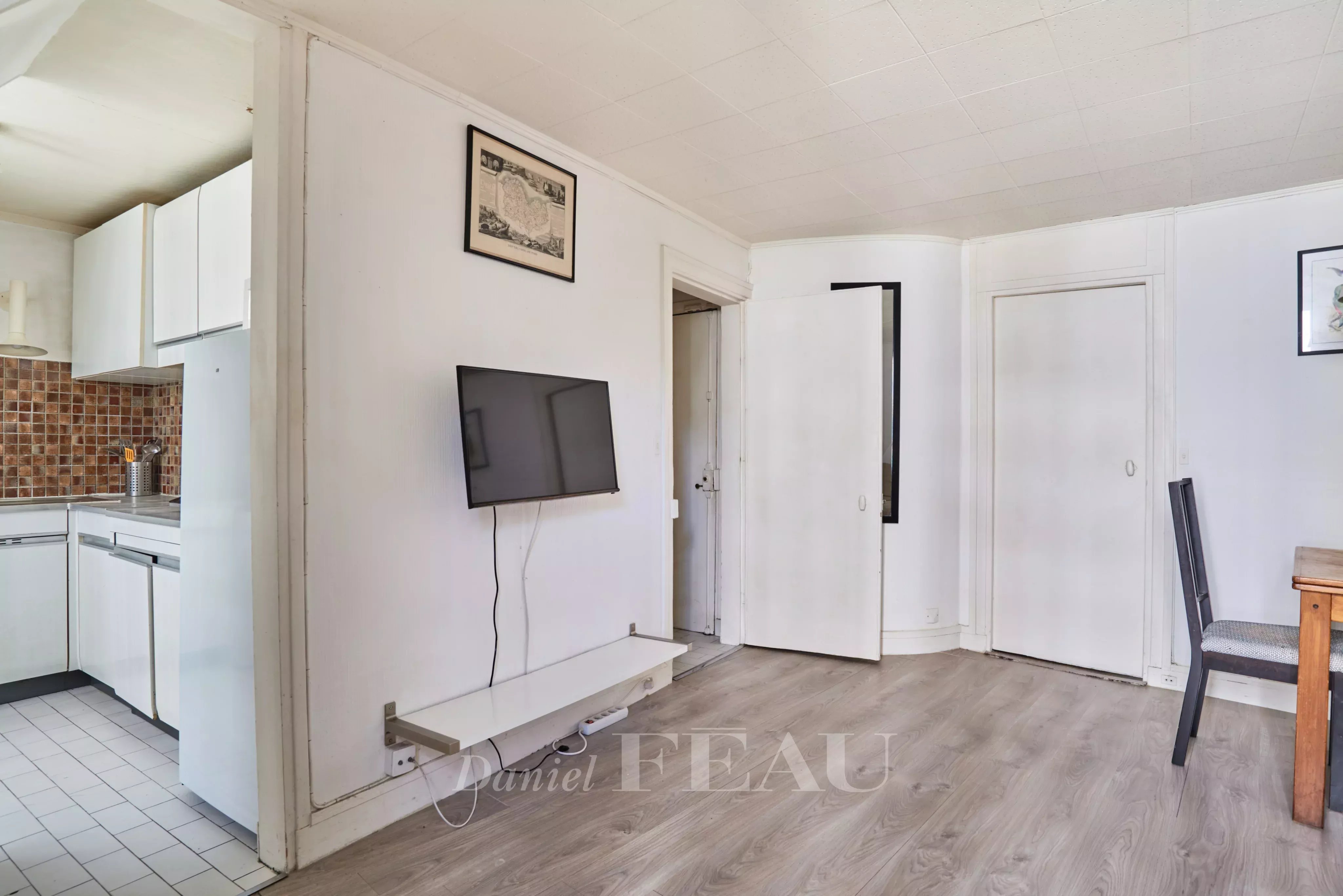 Sale Apartment Paris 14th