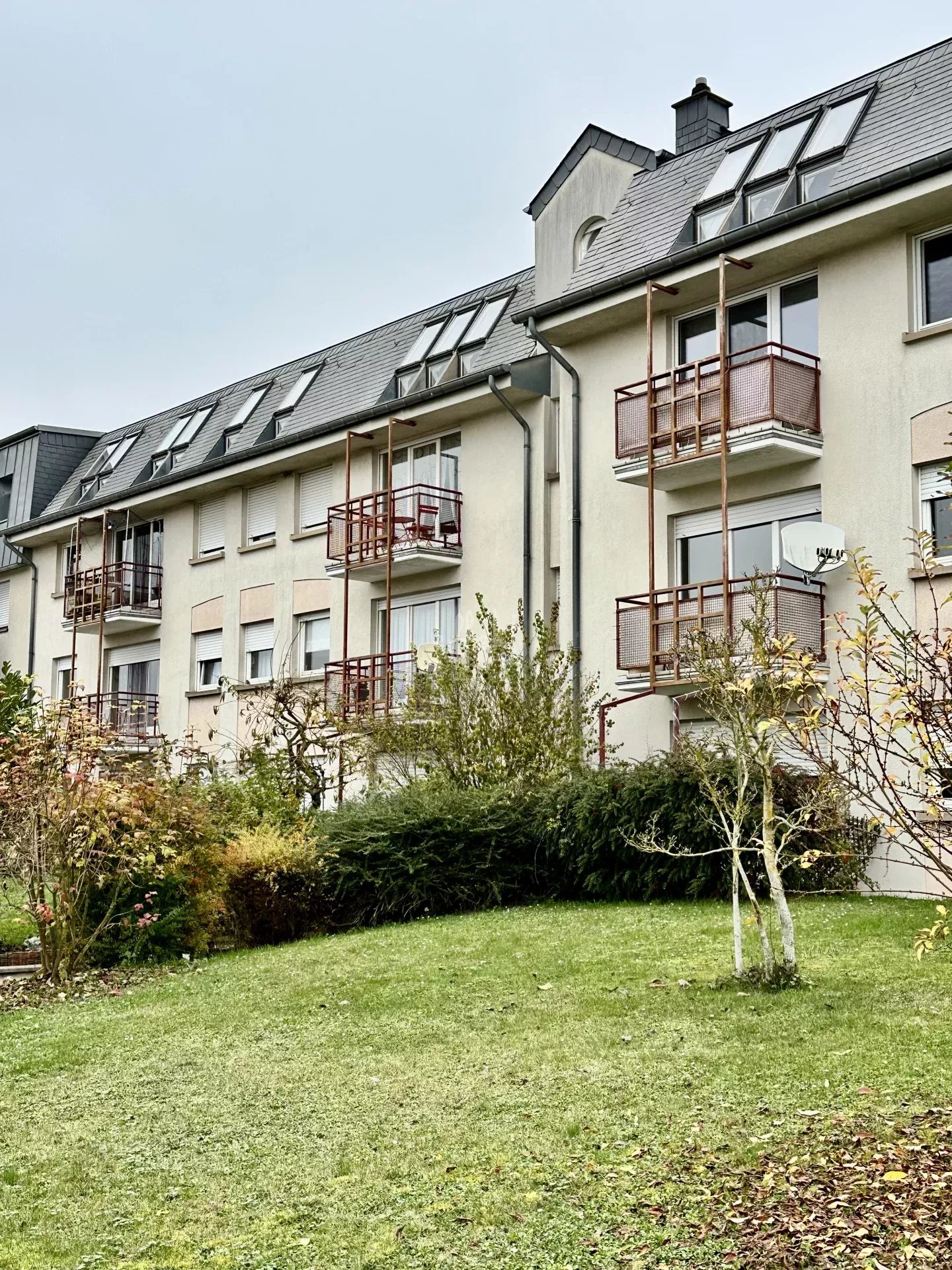 Charmant appartement une chambre avec balcon - Crauthem