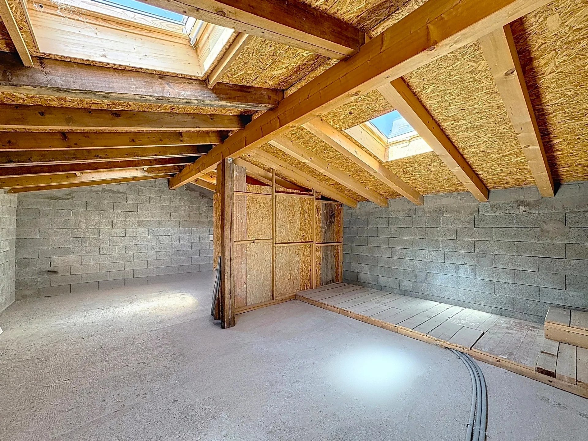 Opportunité à saisir en plein cœur du village !