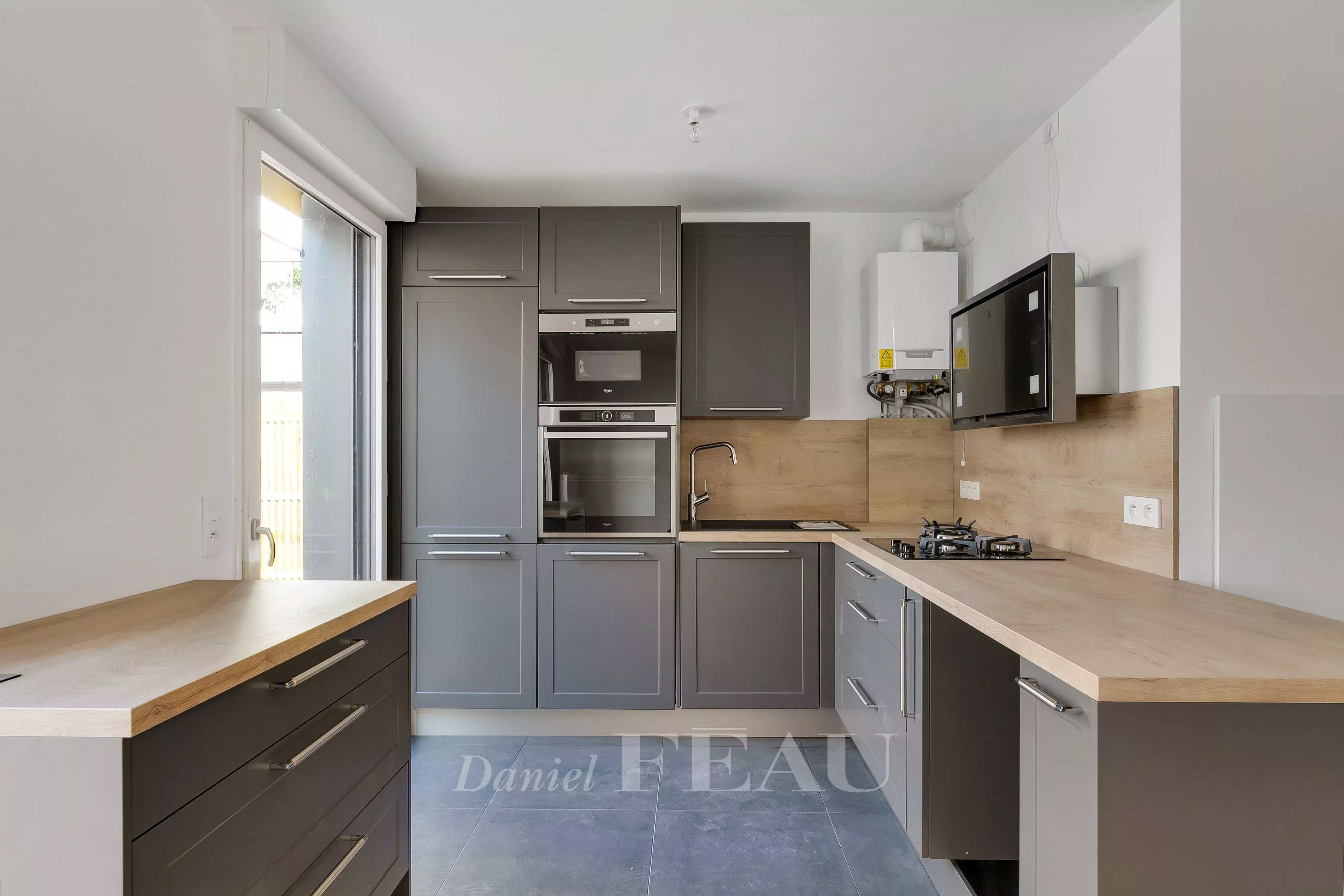 Cuisine Carrelage Acier inoxydable