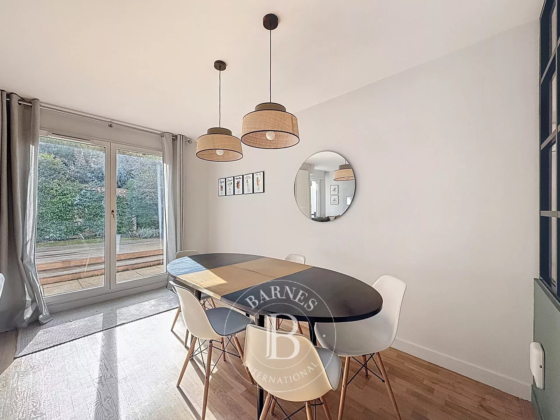 Apartment Courbevoie - picture 4