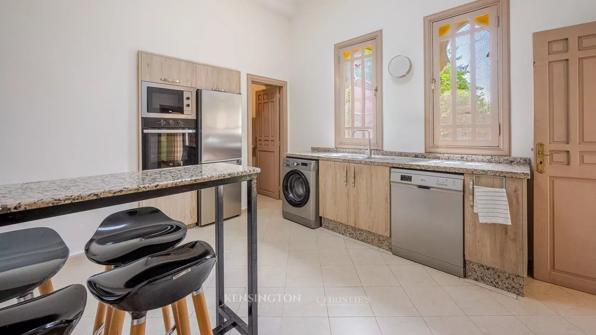 4 Bedroom Villa/Townhouse's Image 20