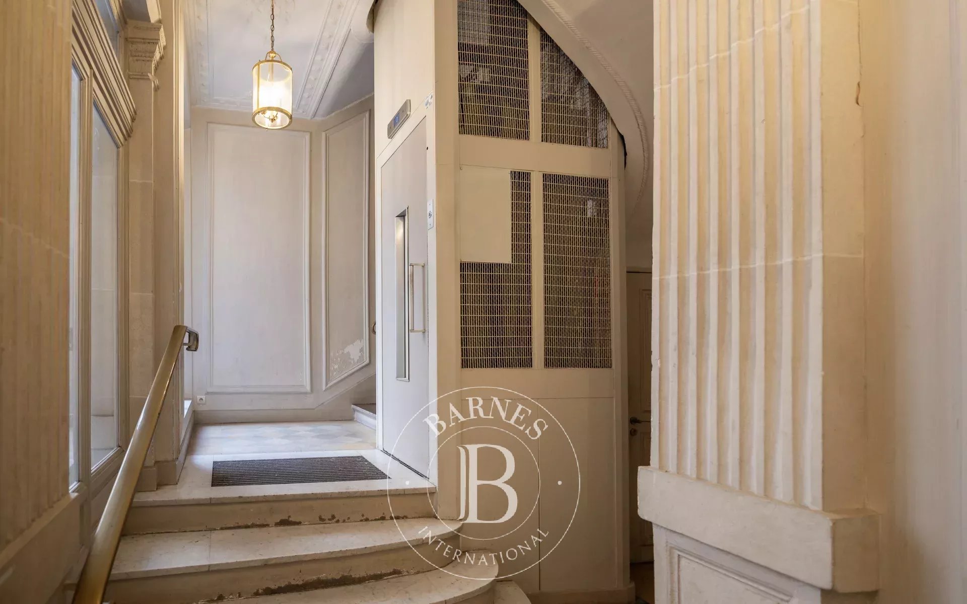 Daire Paris 9ème - picture 25