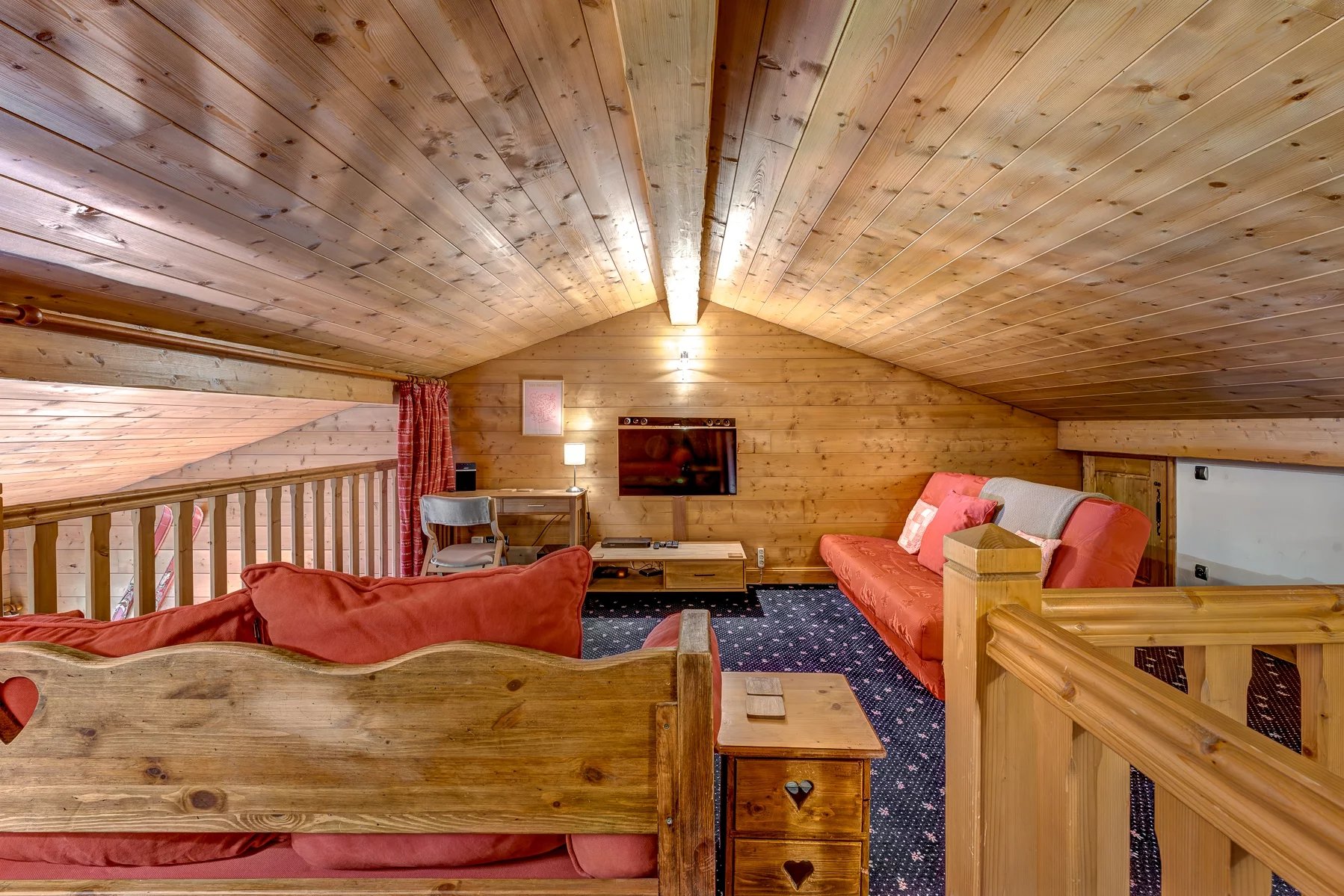Photo of CHAMONIX - 4 bedroom chalet at the foot of the piste