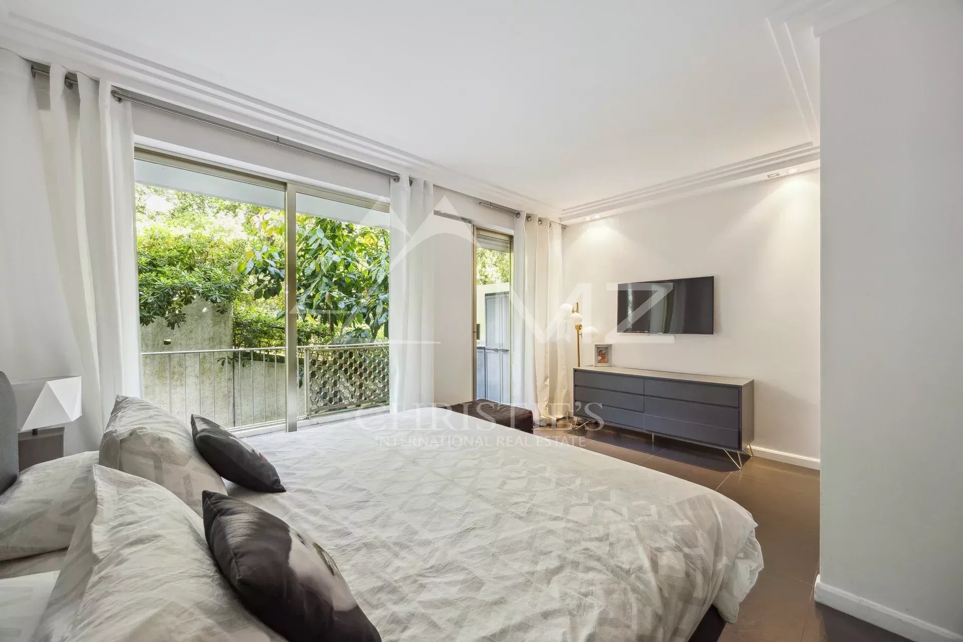 2 Bedroom Apartment/Flat's Image 5