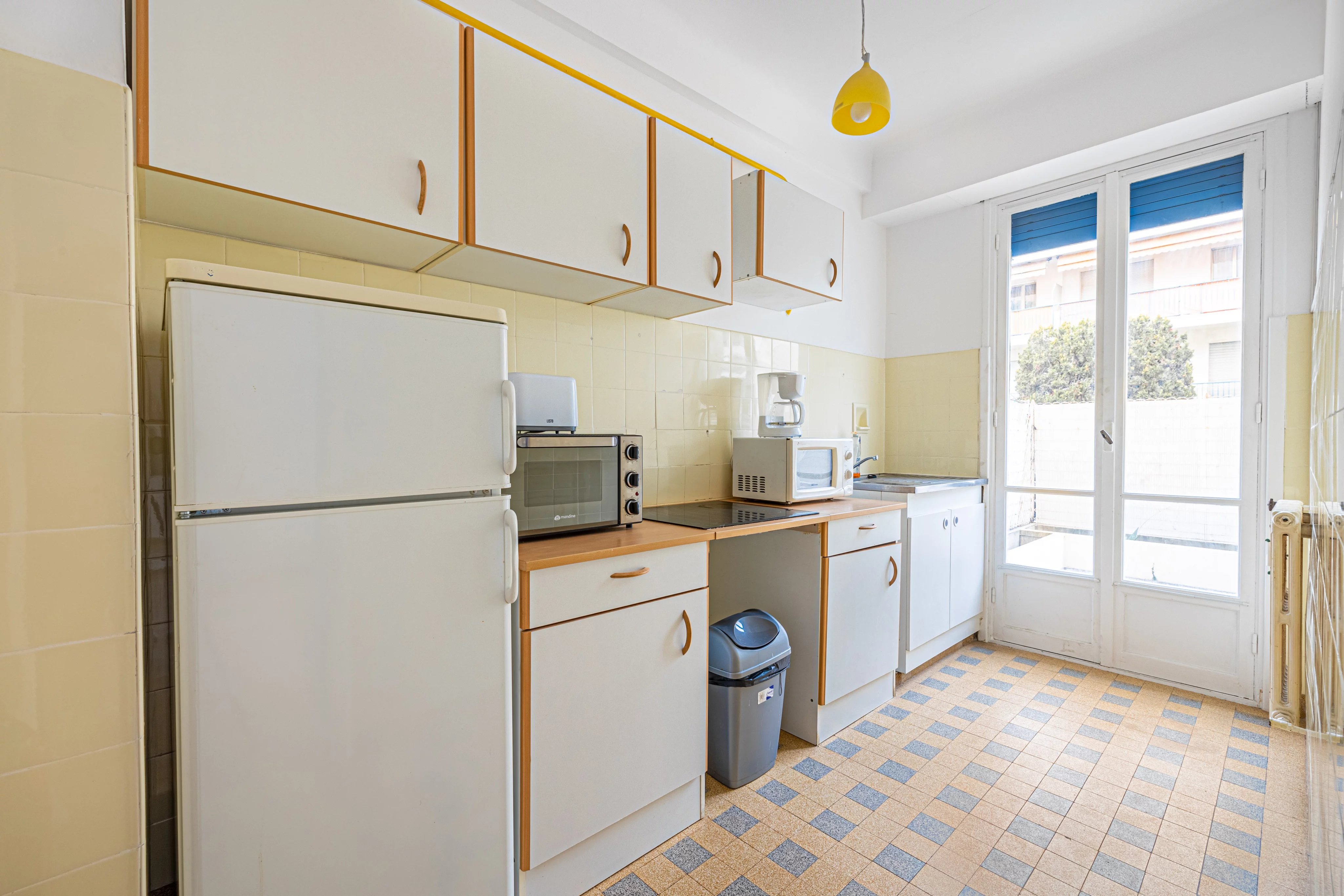NICE OUEST / BD DE MAGNAN - Appartement de type F1 de 33 m2 avec terrasse de 10 m2, une cave incluse, proximité mer, commerces et tramway ! — photo 6