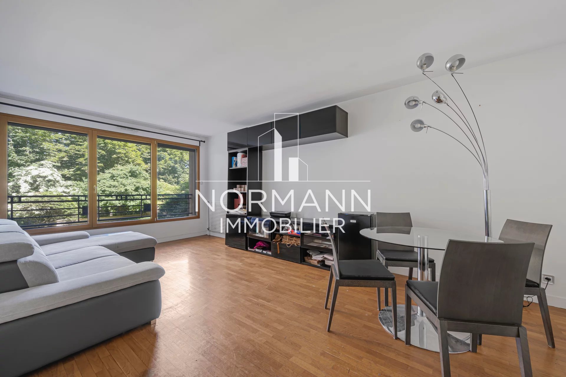 Sale Apartment Levallois-Perret