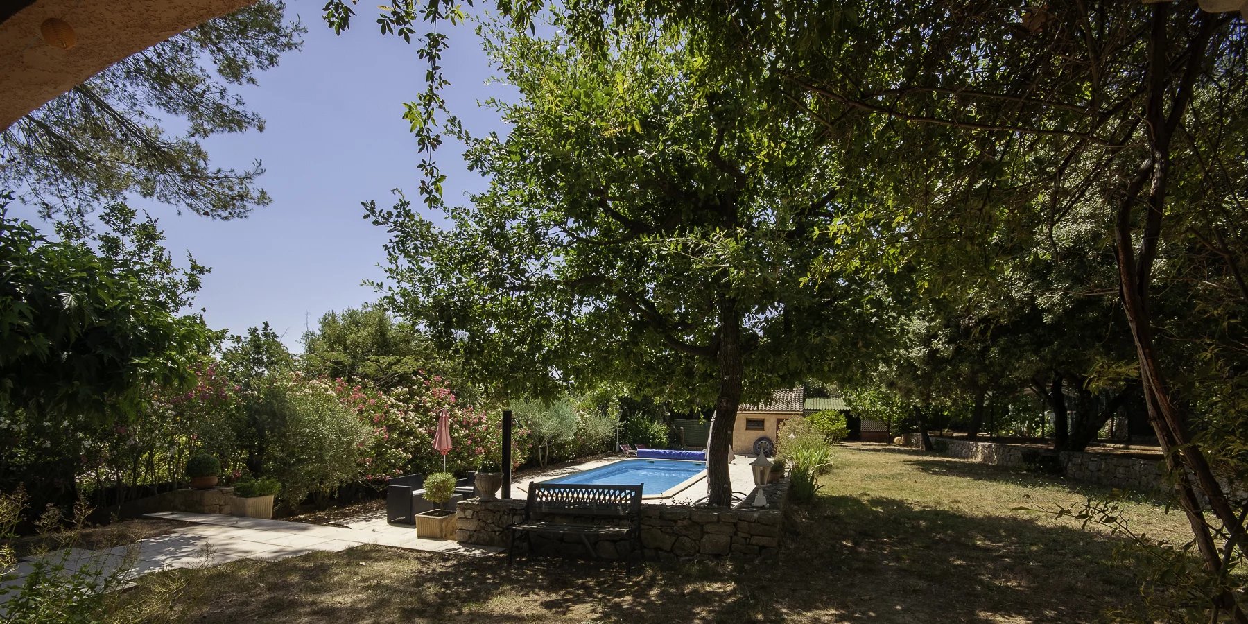 Charming villa with a pool in Montfort-sur-Argens