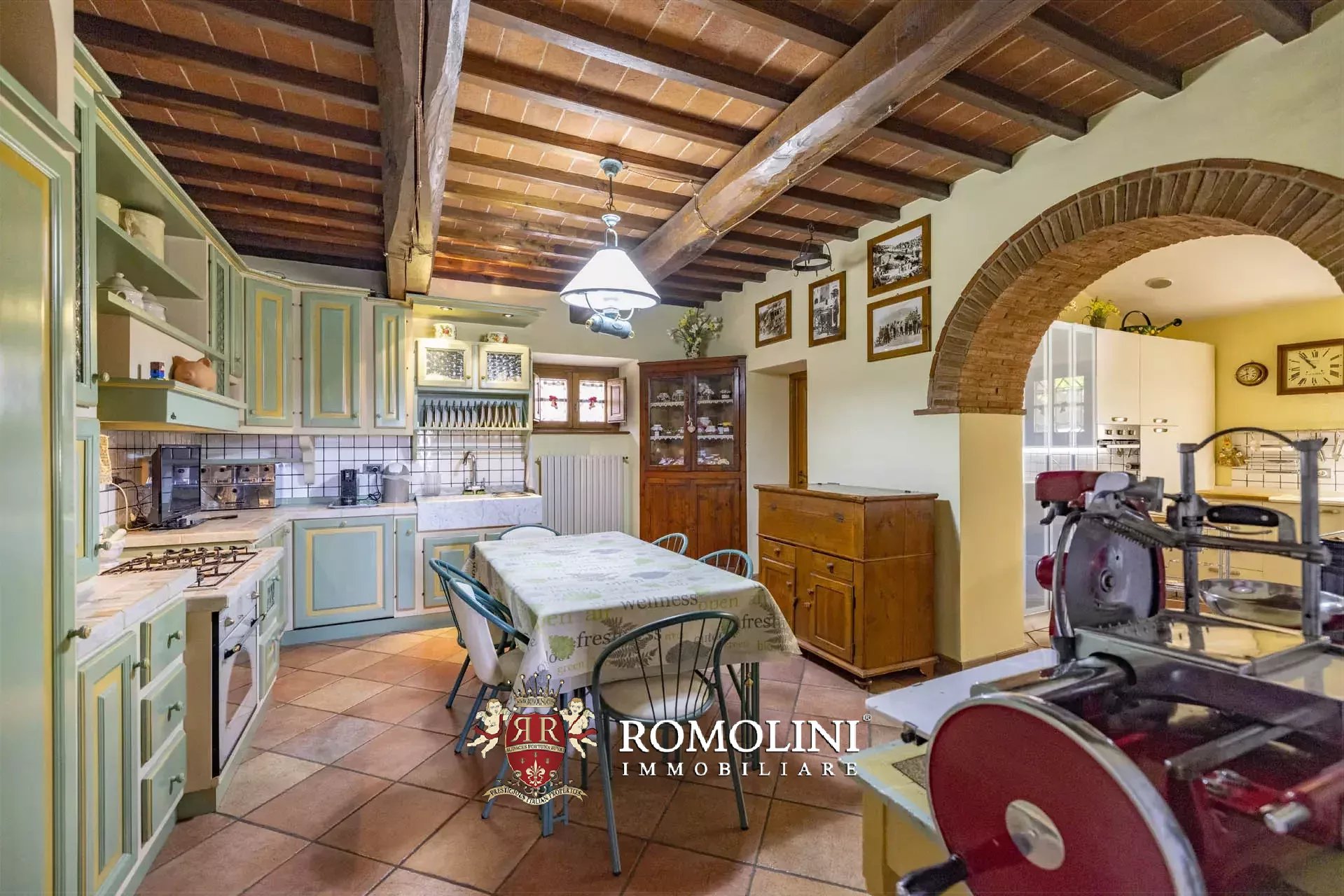 5 Bedroom Villa/Townhouse's Image 60