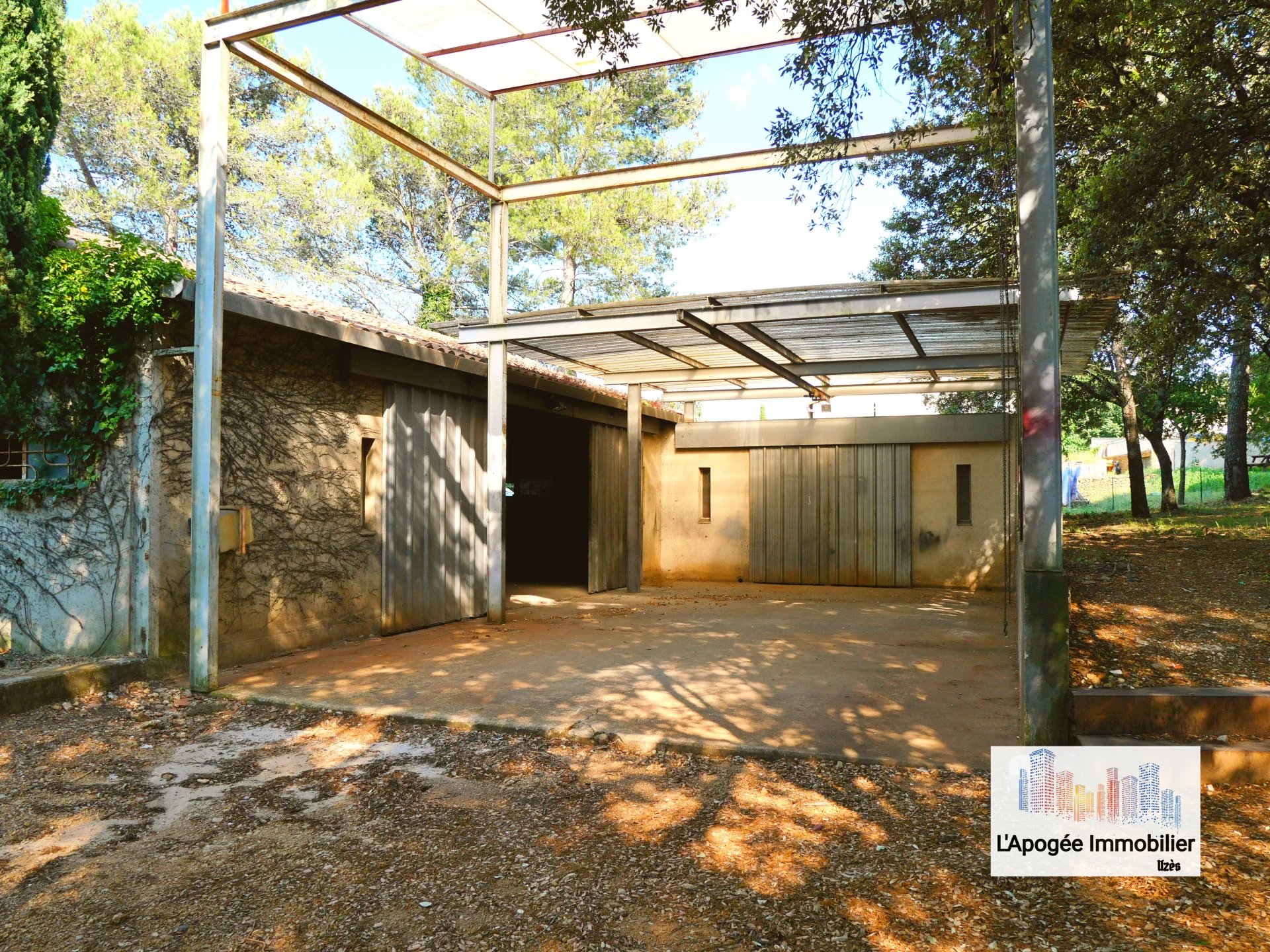 Agence immobilière de 