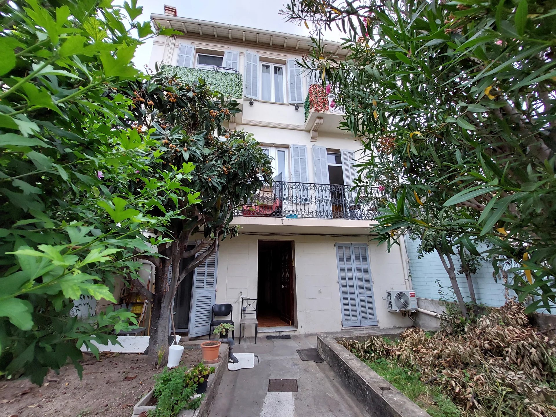 Agence immobilière de AZUR ACT IMMOBILIER