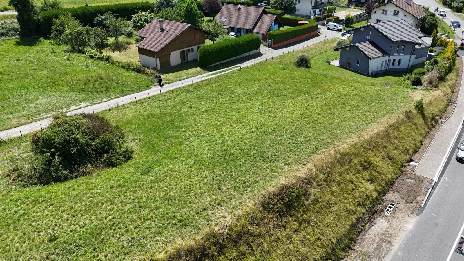 À vendre – Terrain de 1608 m² à Marin (74)