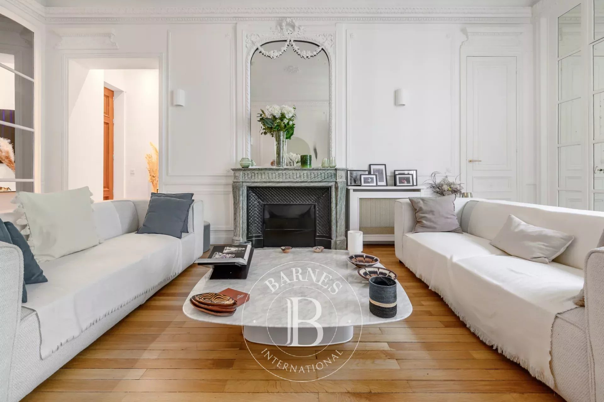 Paris 17 - Etoile / Carnot - 4th-floor apartment - 3 bedrooms