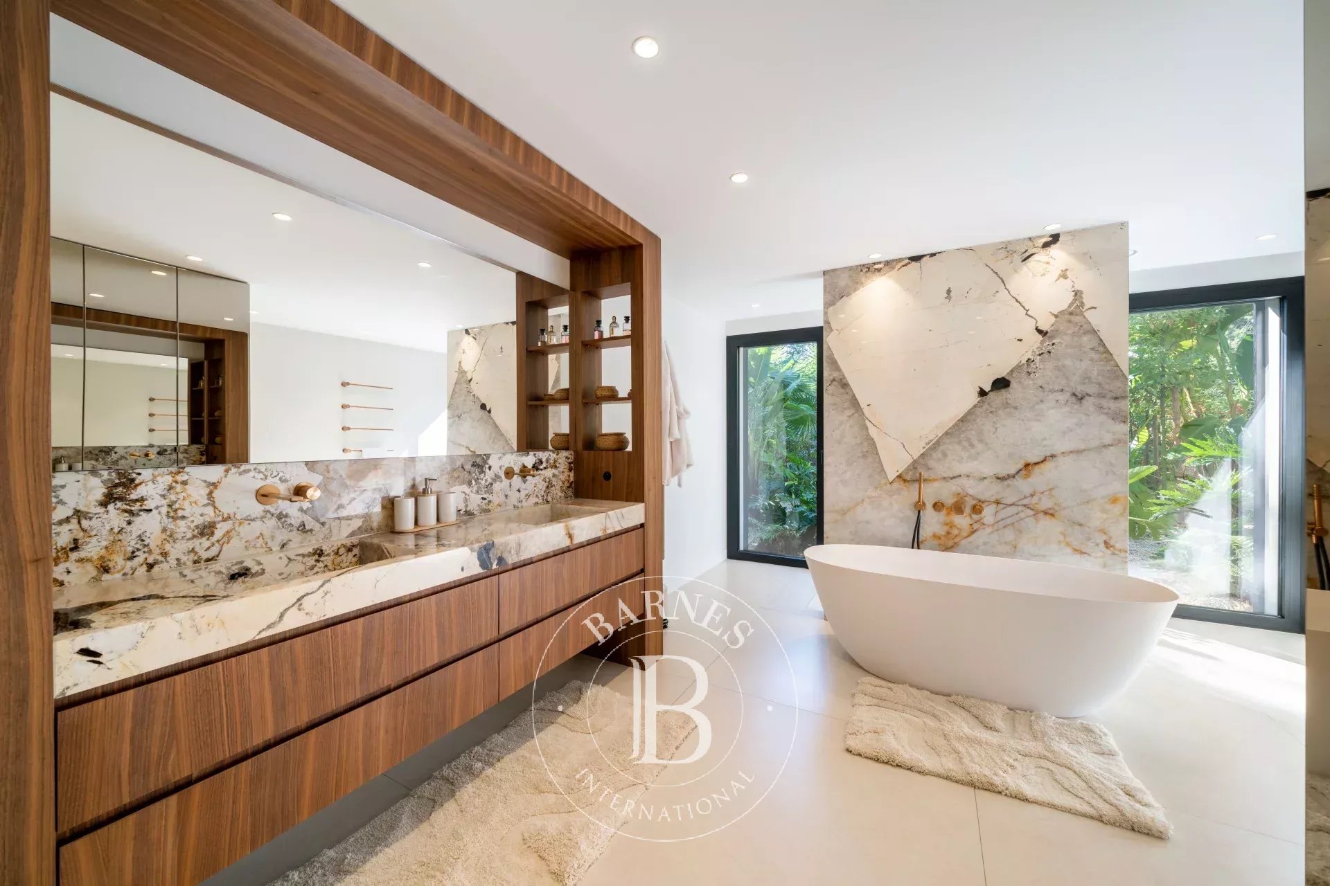 Villa Saint-Raphaël - picture 7