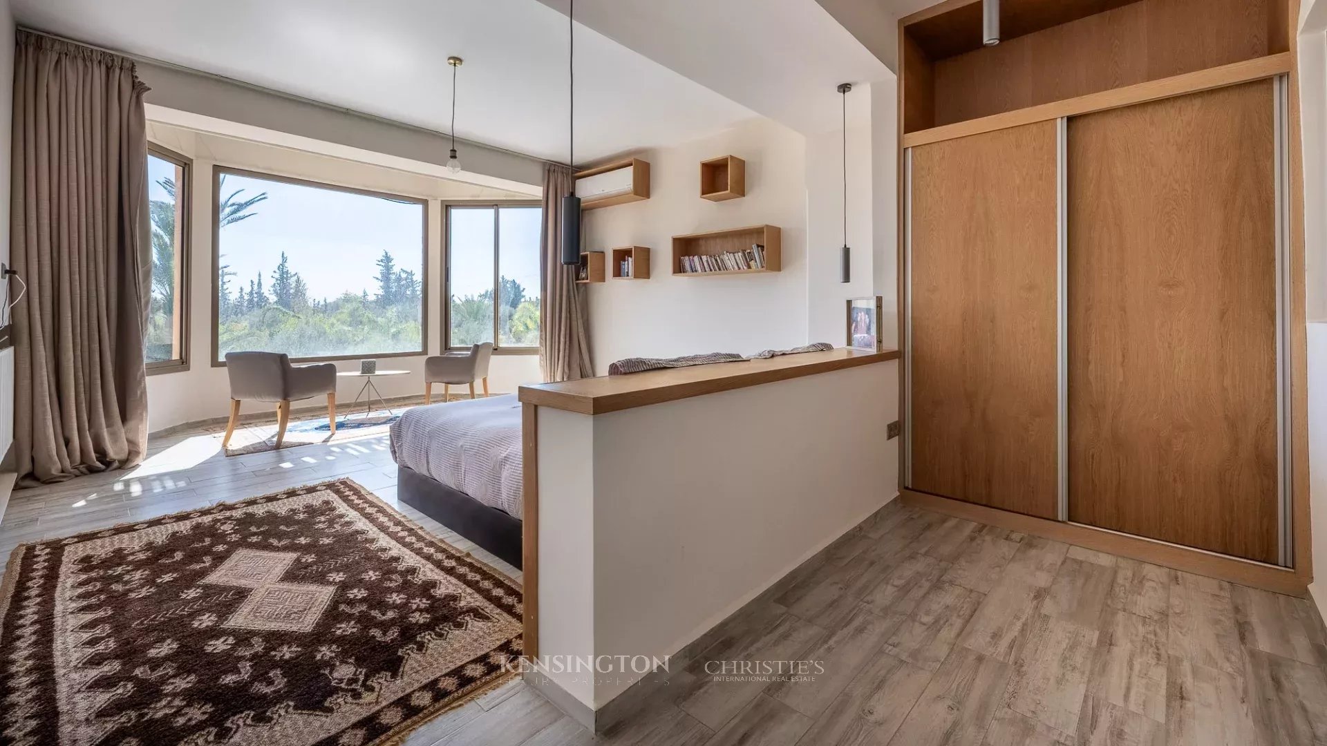 5 Bedroom Villa/Townhouse's Image 20