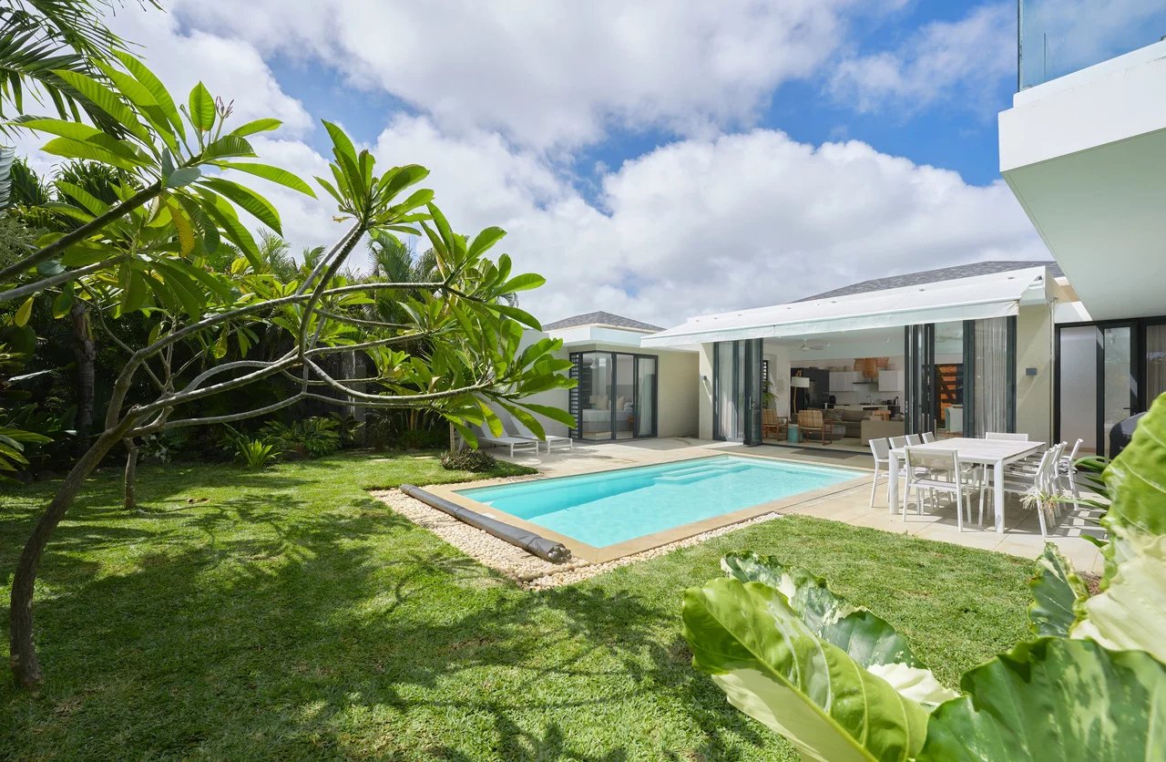 Villa avec piscine dans une résidence sécurisée à Péreybère