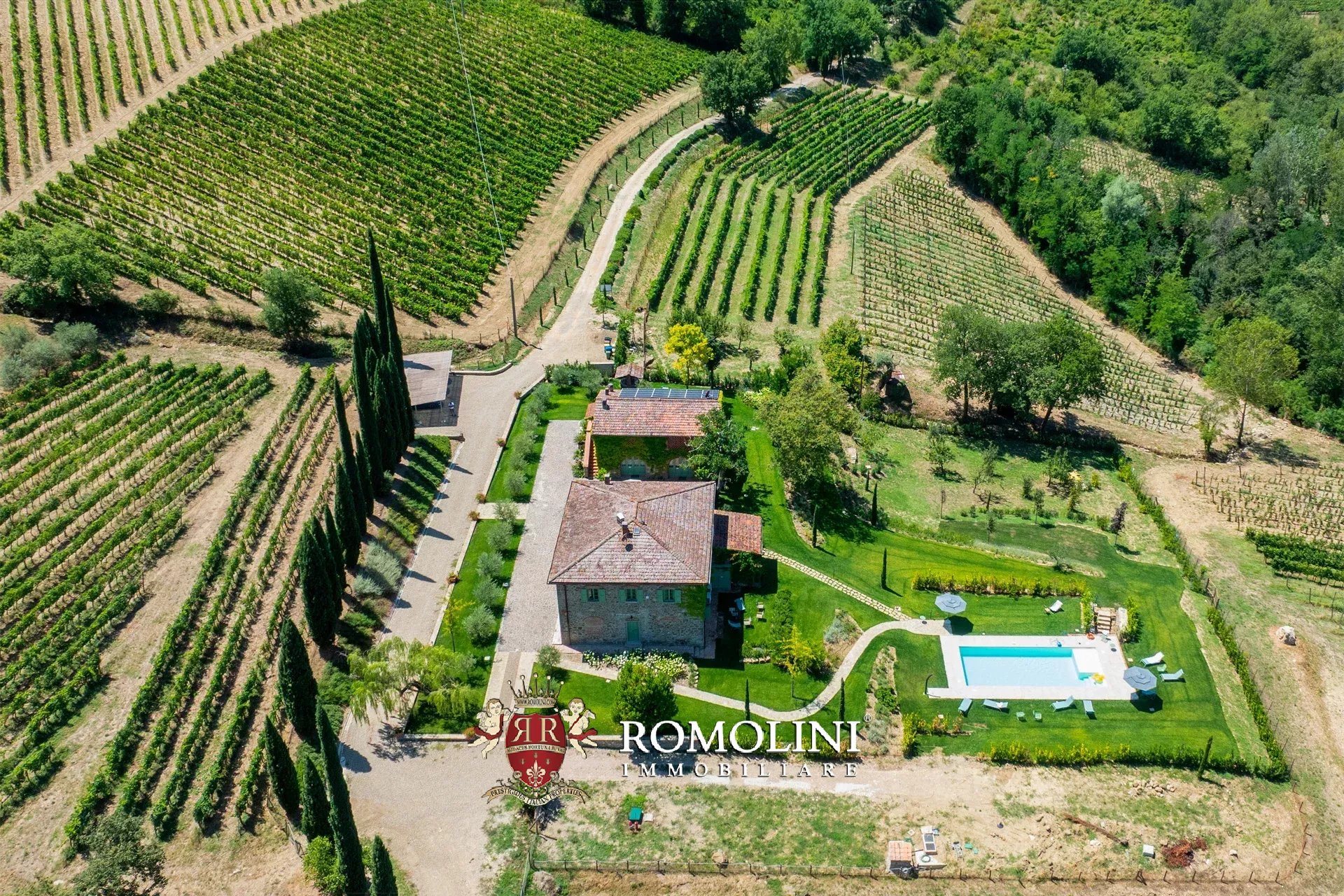 7 Bedroom Vineyard's Image 7