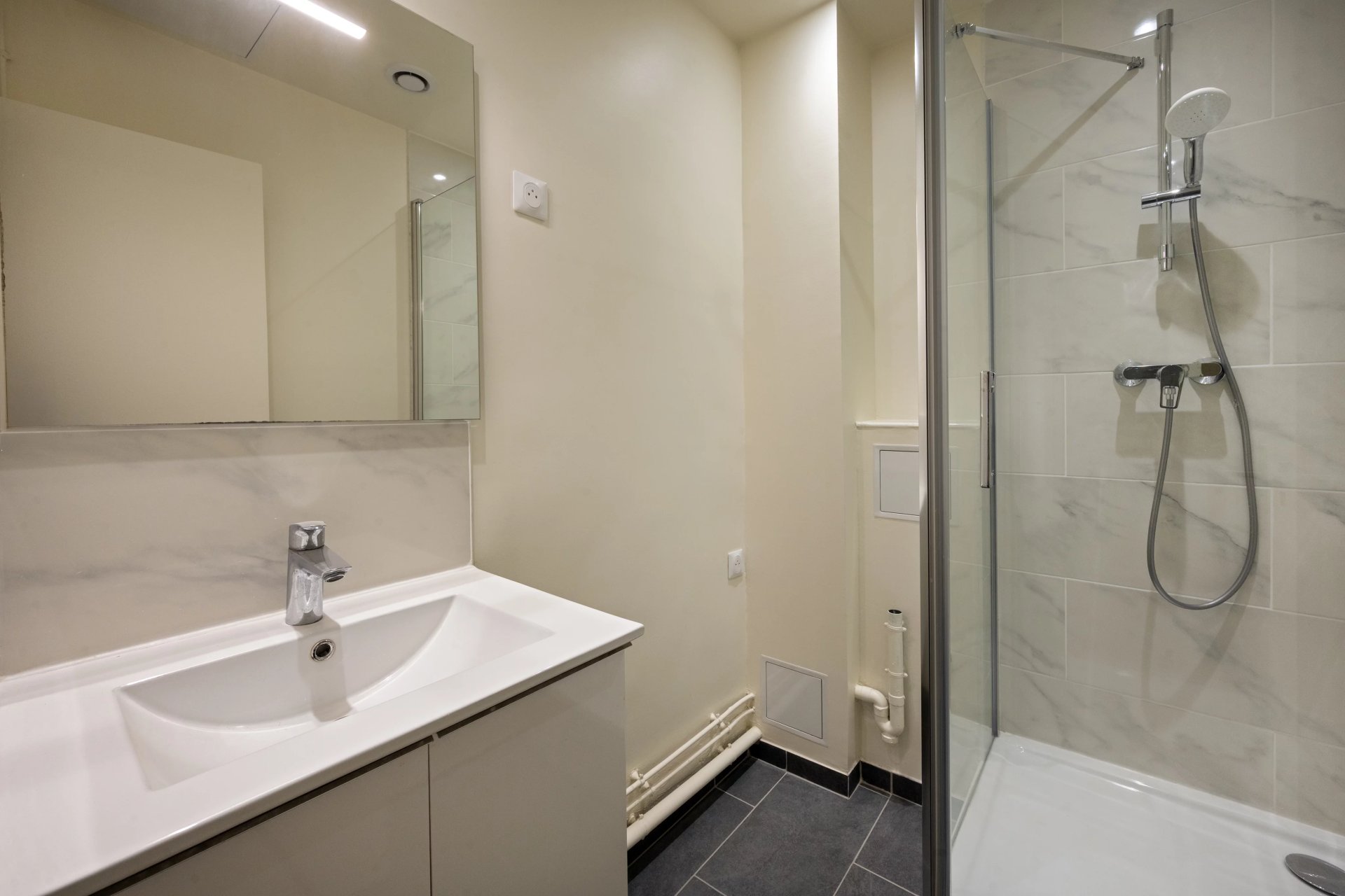 2 Bedroom Apartment/Flat's Image 9