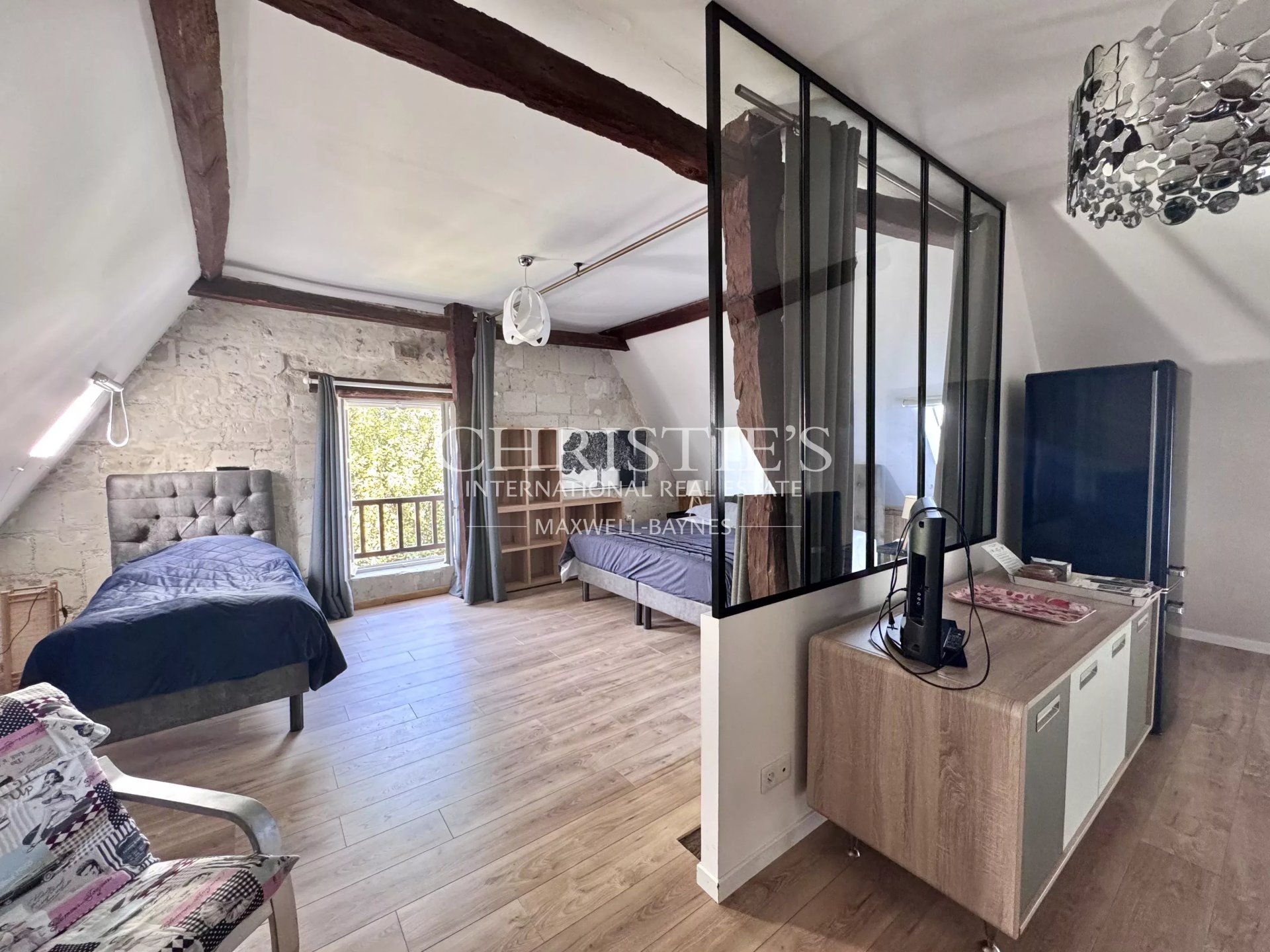 10 Bedroom Villa/Townhouse's Image 13