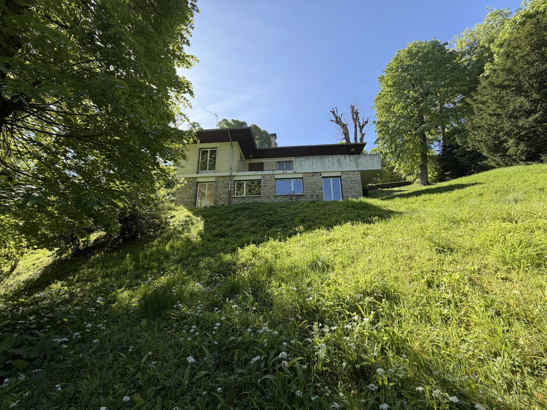 Villa de 8 pièces à Bougival