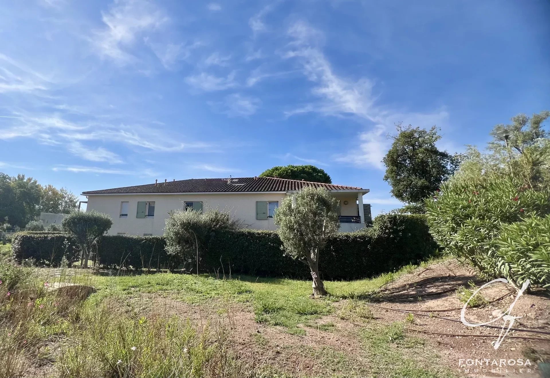 Agence immobilière de 