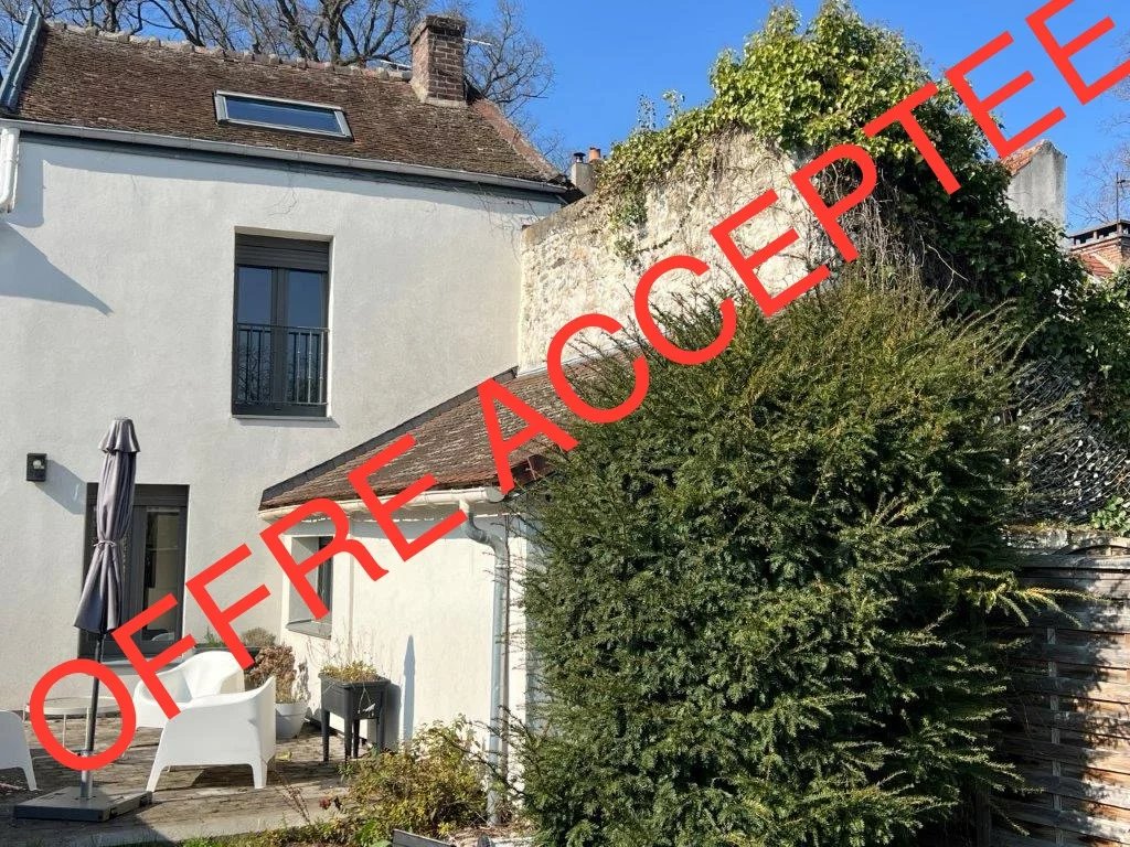 Maison familiale meublée à Saint Nom la Bretèche