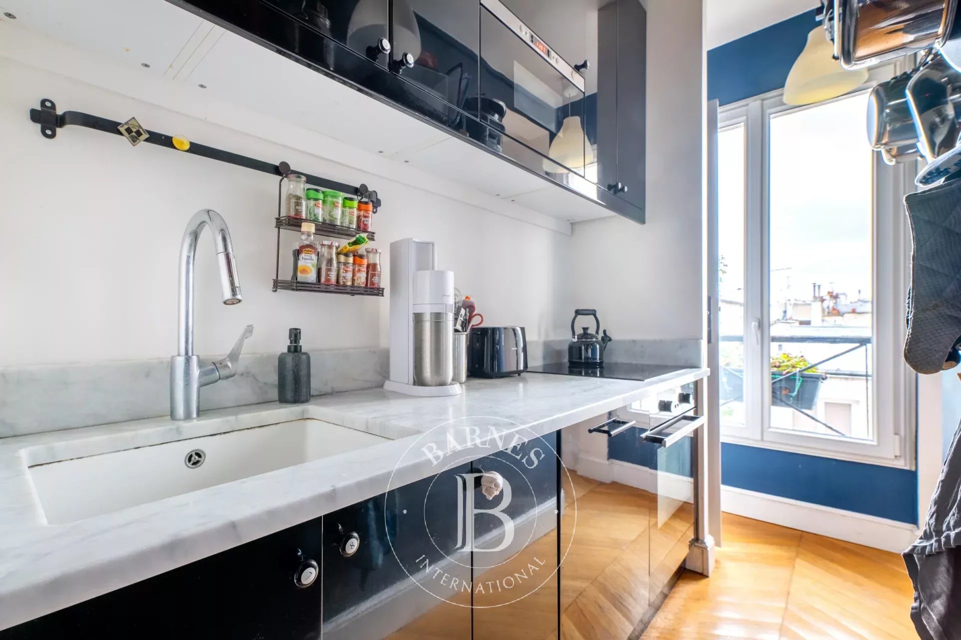 Daire Paris 3ème - picture 13