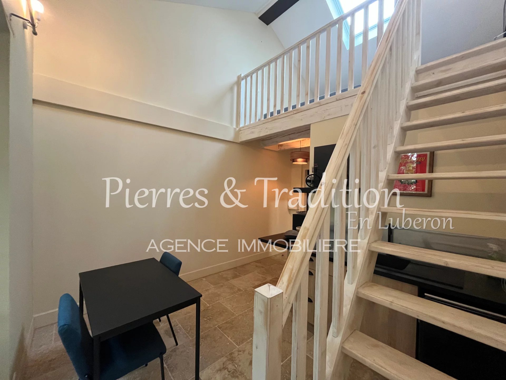 Agence immobilière de Pierres et Tradition en Luberon Apt