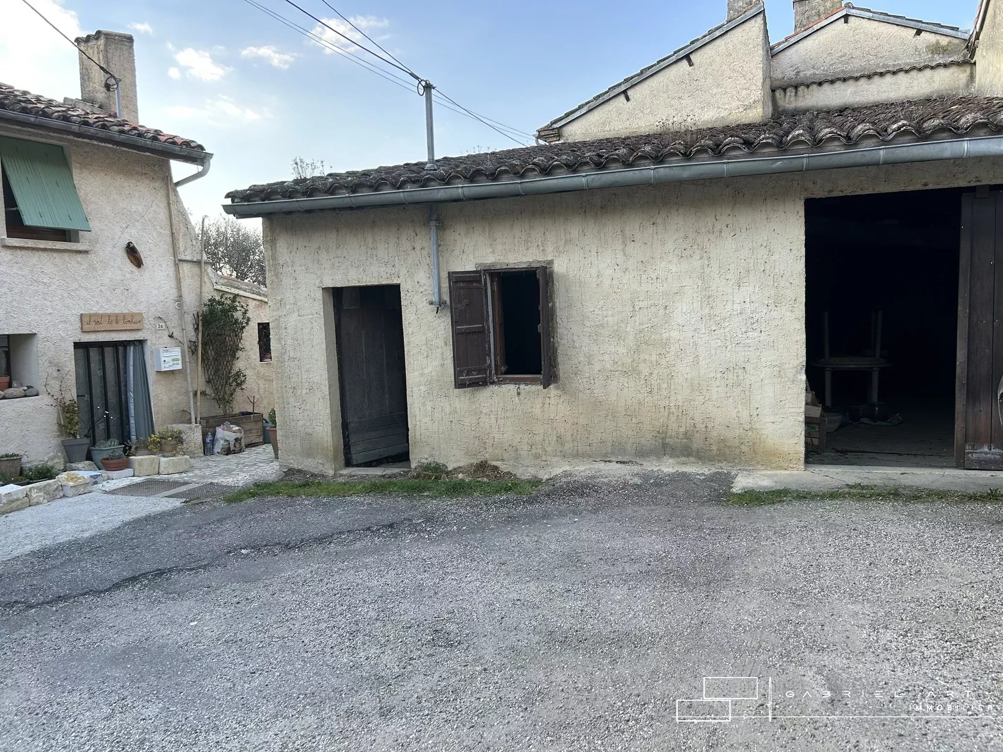 Agence immobilière de 