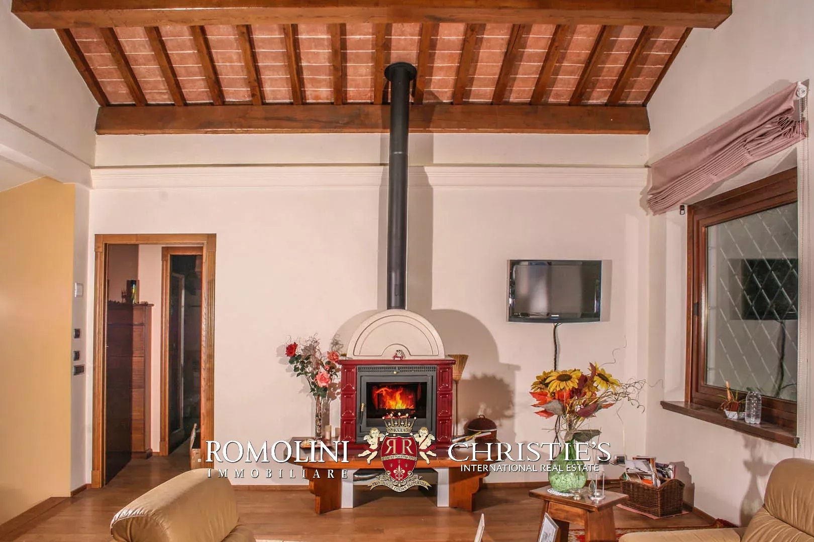 5 Bedroom Villa/Townhouse's Image 22