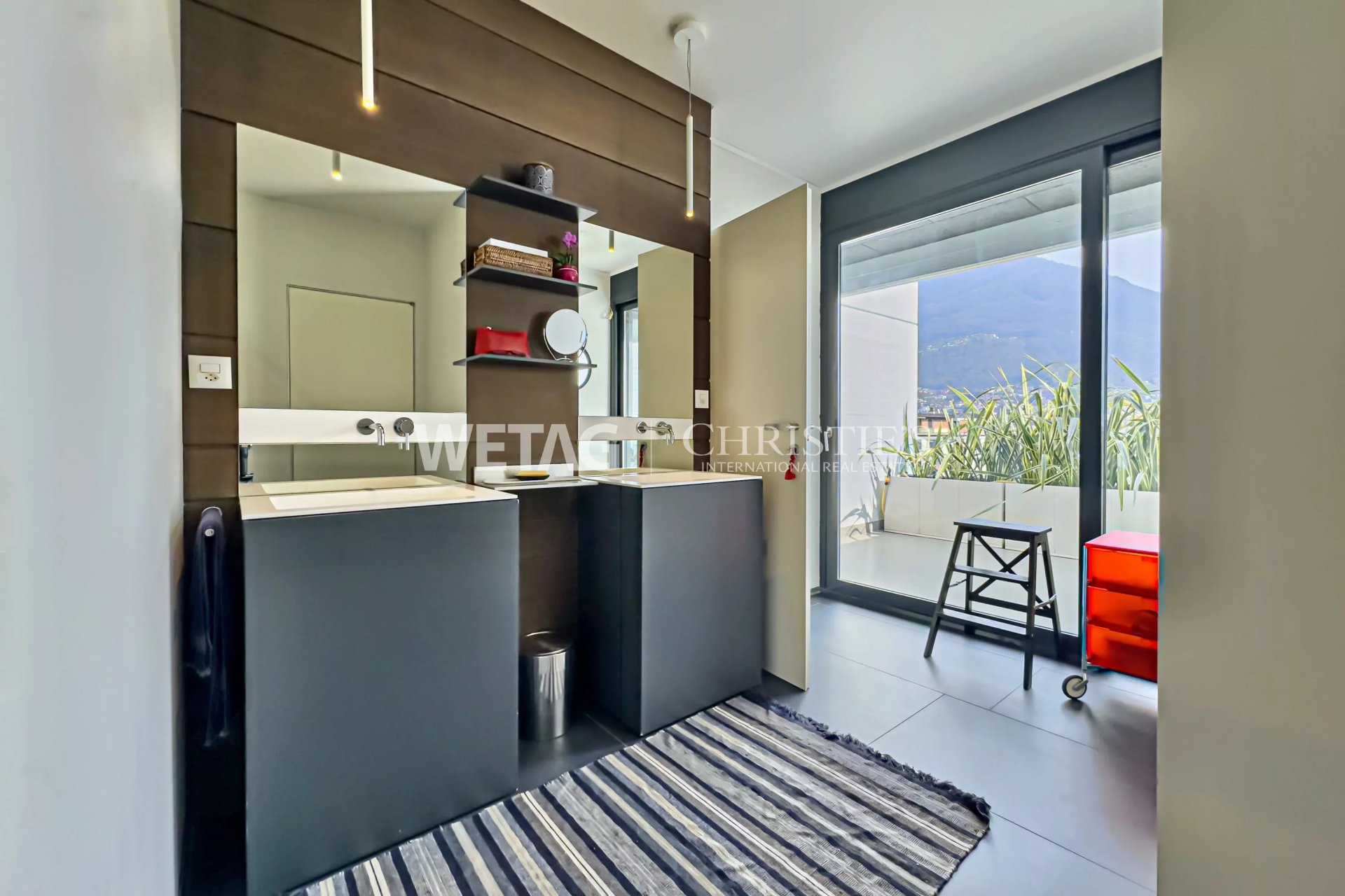 5 Bedroom Apartment/Flat's Image 6