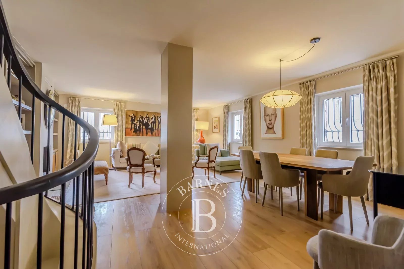 Triplex elegante na Estrela