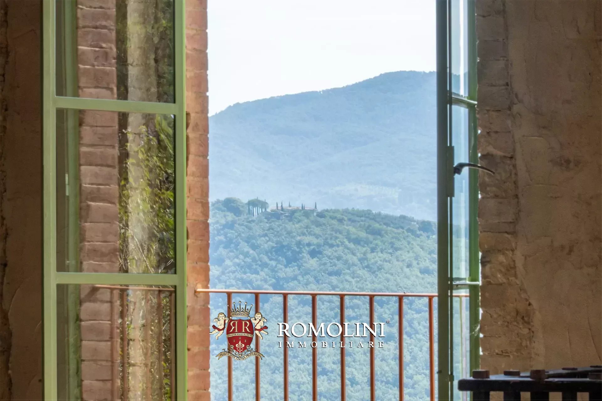 10 Bedroom Villa/Townhouse's Image 76