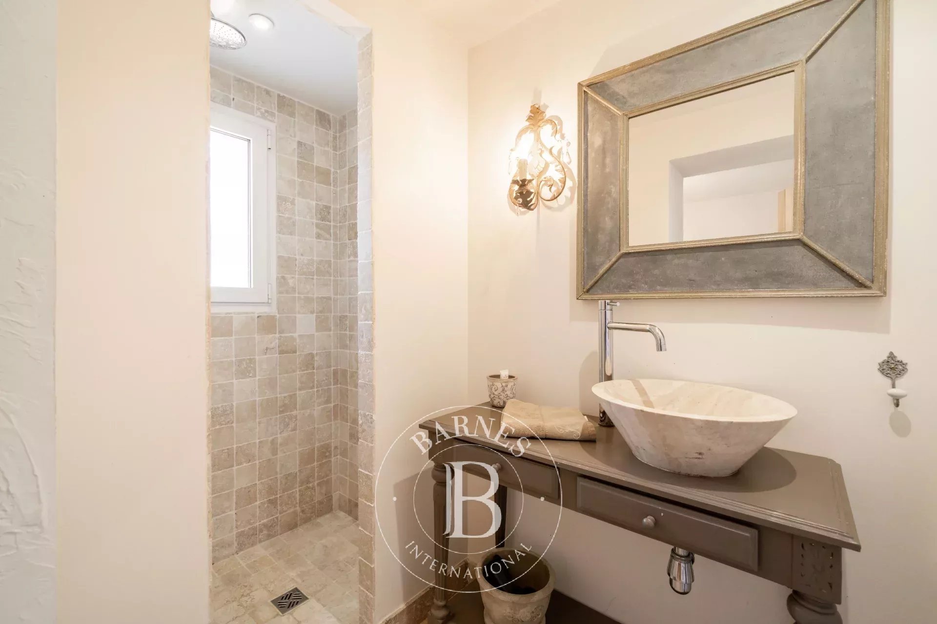 Ev Mougins - picture 19