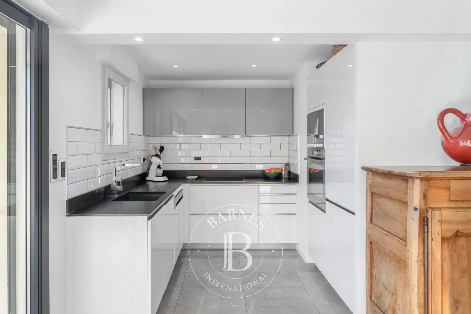 Daire Cassis - picture 14