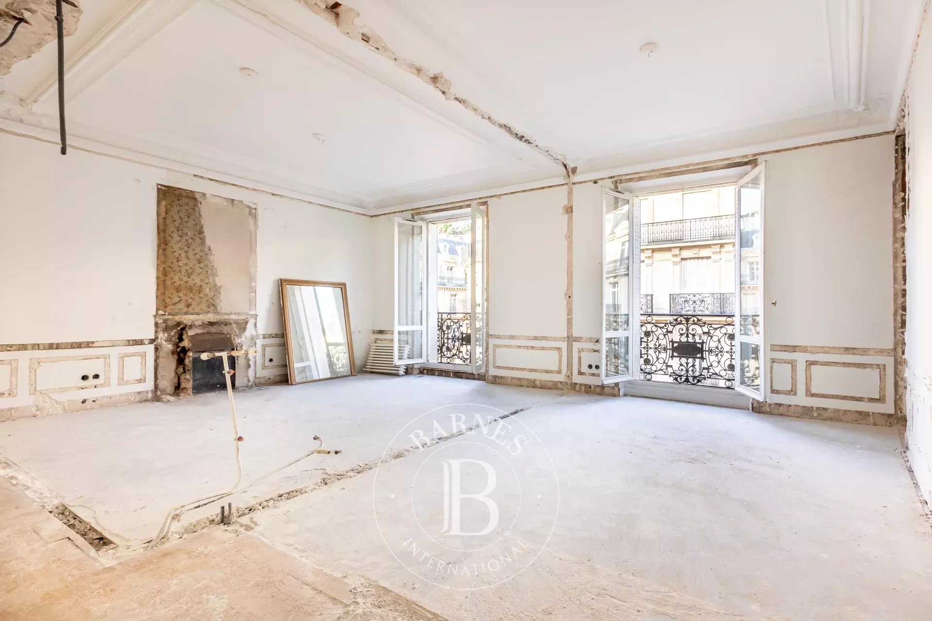 Daire Paris 8ème - picture 6