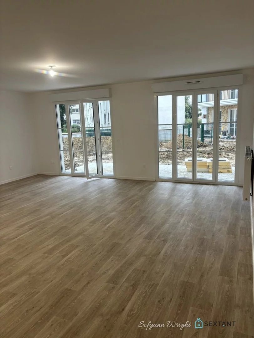 A VENDRE Appartement T4 87 m2 avec terrasse et jardin à CHELLES