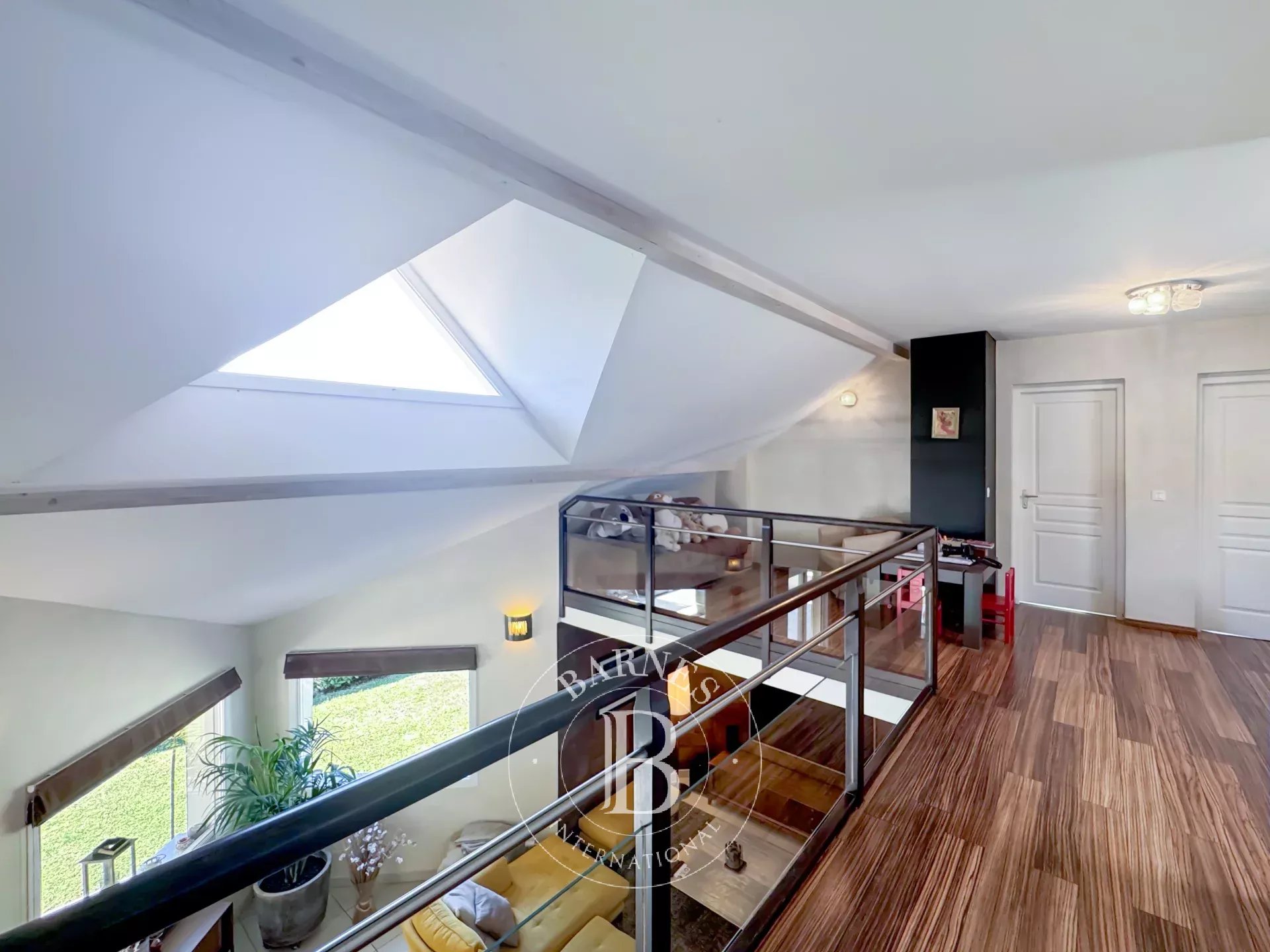 Annecy  - Maison 6 Pi&egrave;ces 4 Chambres - picture 5